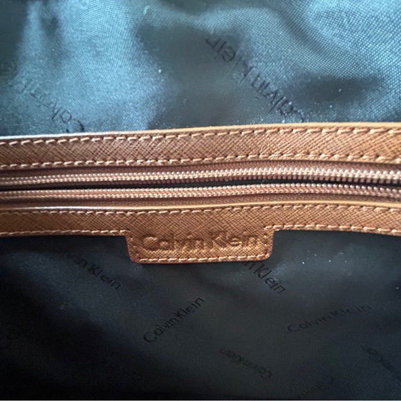 Calvin Klein Crossbody Tote Bag - Picture 12 of 12